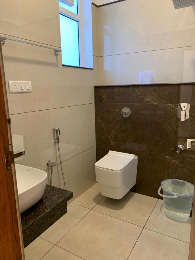Jesta Residency Hotel Hassan Luaran gambar