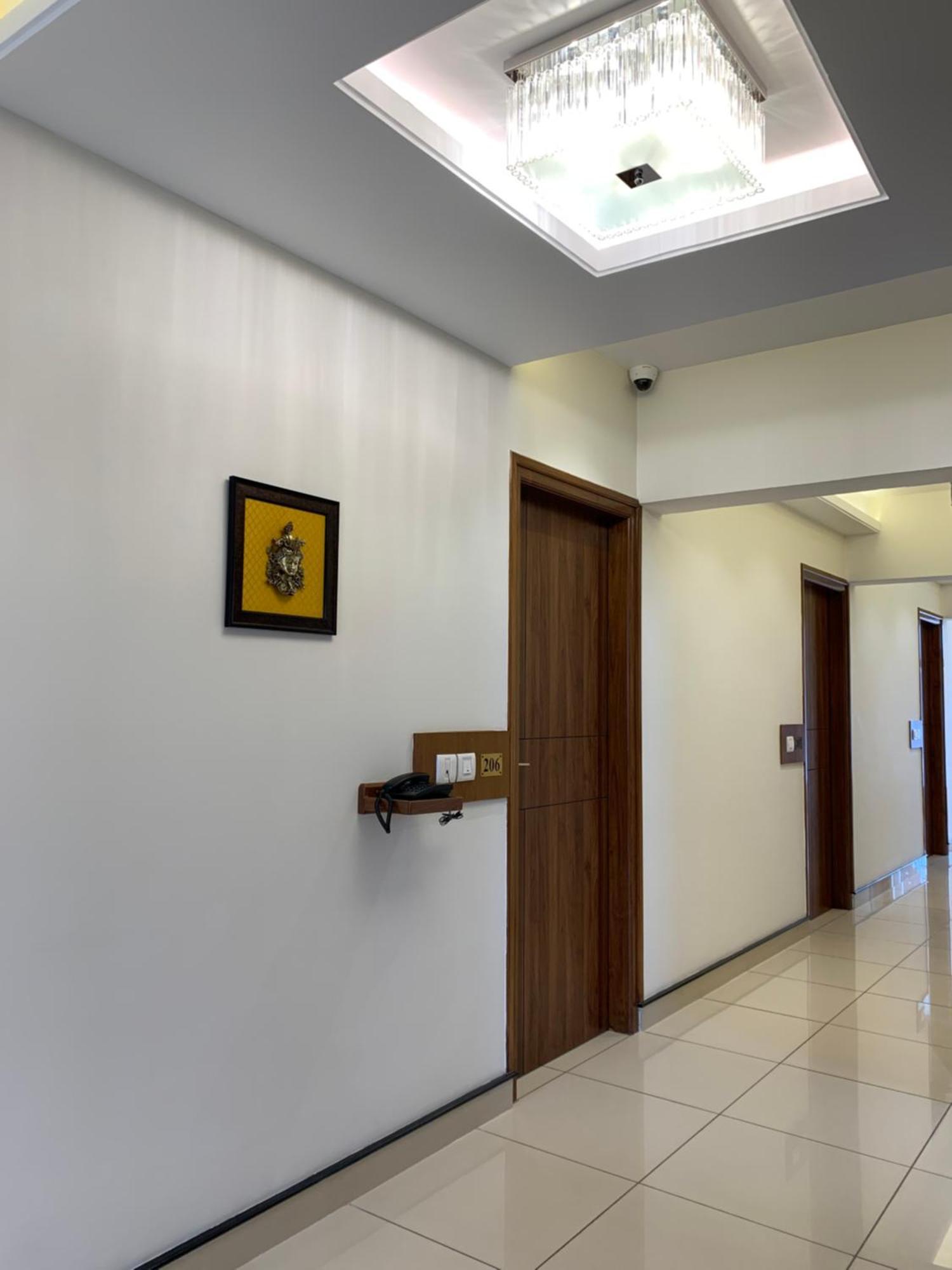Jesta Residency Hotel Hassan Luaran gambar